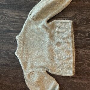 Elegant Green Women's Sweater